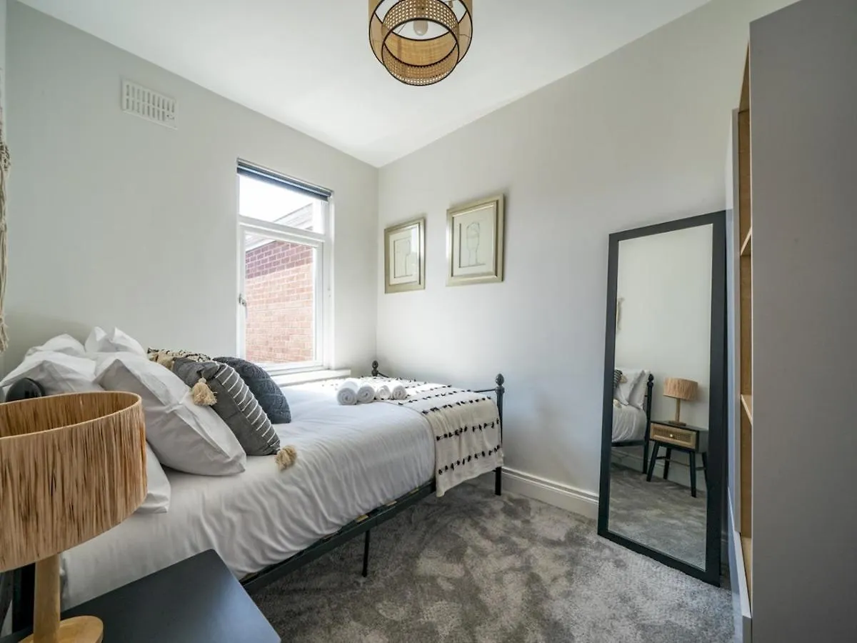 Pass The Keys Amazing 2Br Townhouse In Fab District - Queens Uni Belfast 0*,