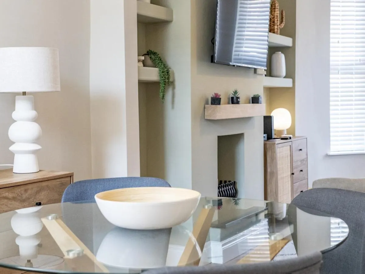 Pass The Keys Amazing 2Br Townhouse In Fab District - Queens Uni Belfast Feriehus
